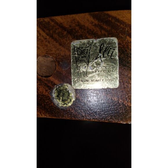 Vintage 8.25" Monkey Pod Wood Couple Sculpture – Alli Woods Honolulu - Picture 5 of 7